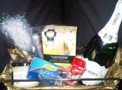 Romantic Lunch Gift Basket Romantic Lunch Gift Basket